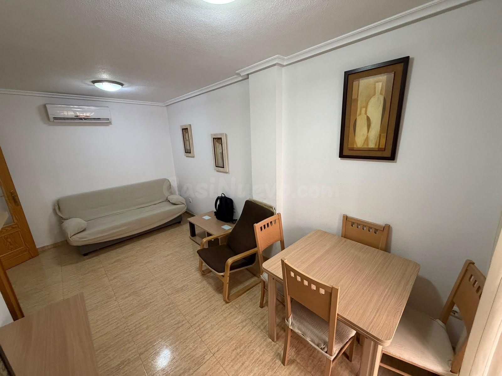 Vivienda de 2 dormitorios y 2 baños con piscina y garaje en  - foto 2