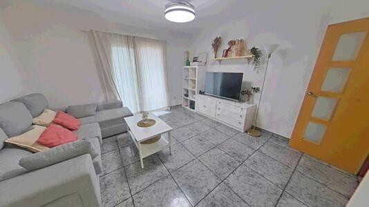 PISO REFORMADO EN FINCA CON ASCENSOR EN CAN FILUÀ - foto 2