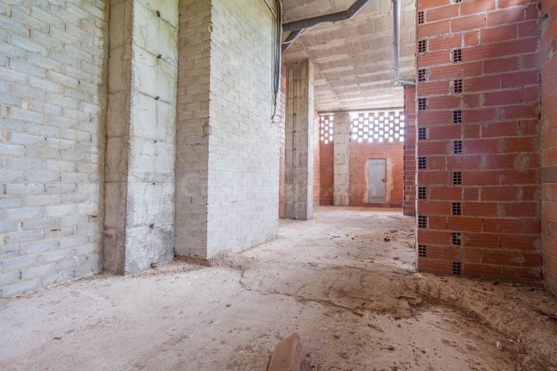 ¡Tu negocio en la arteria principal de Moreras, junto a Ciud - foto 5