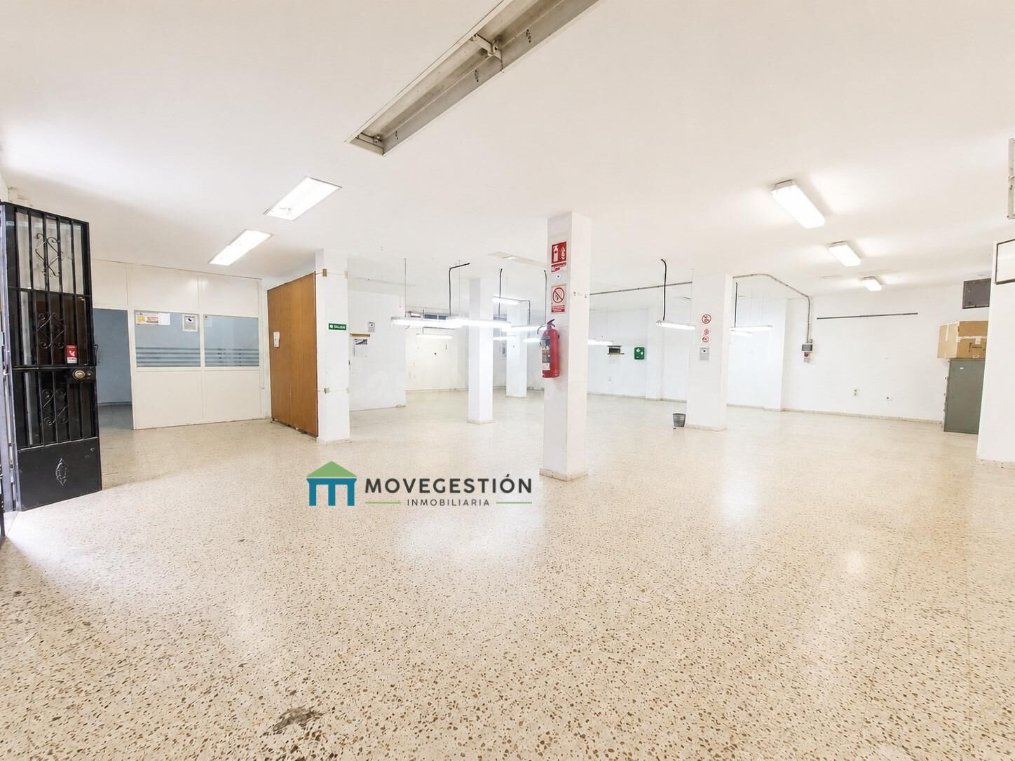 ¡Oportunidad única! Salón comercial ✨ - foto 2