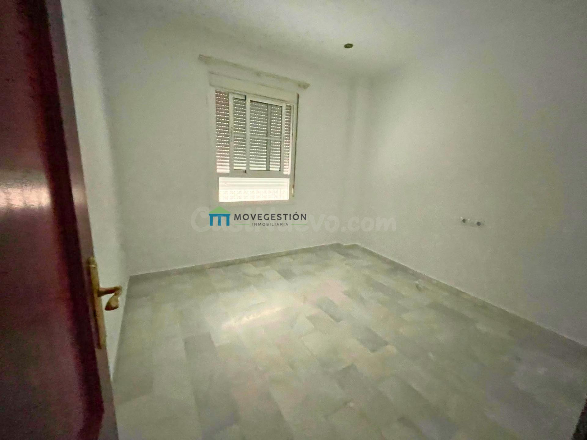 PISO CON ASCENSOR EN CENTRO DE UBRIQUE - foto 5