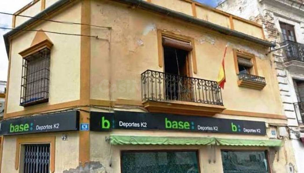 PISO EN PLANTA ALTA + LOCAL COMERCIAL - foto 2