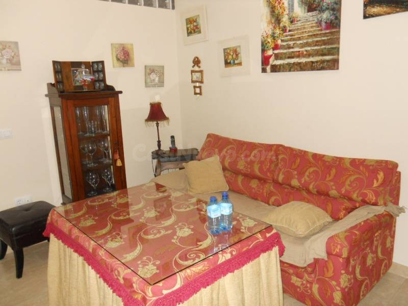 LOCAL COMERCIAL CON VIVIENDA, "ZONA CENTRO"