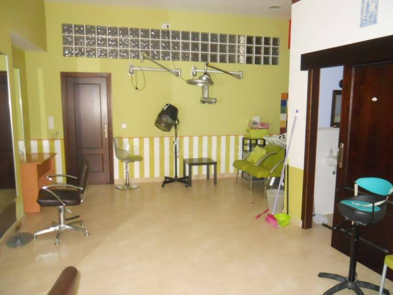 LOCAL COMERCIAL CON VIVIENDA, "ZONA CENTRO" - foto 5