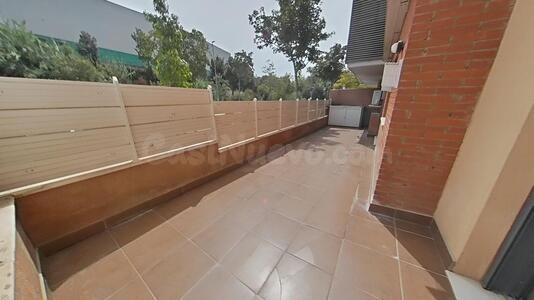 PLANTA BAJA CON TERRAZA DE 35 MTS EN ZONA CREUETA. - foto 4