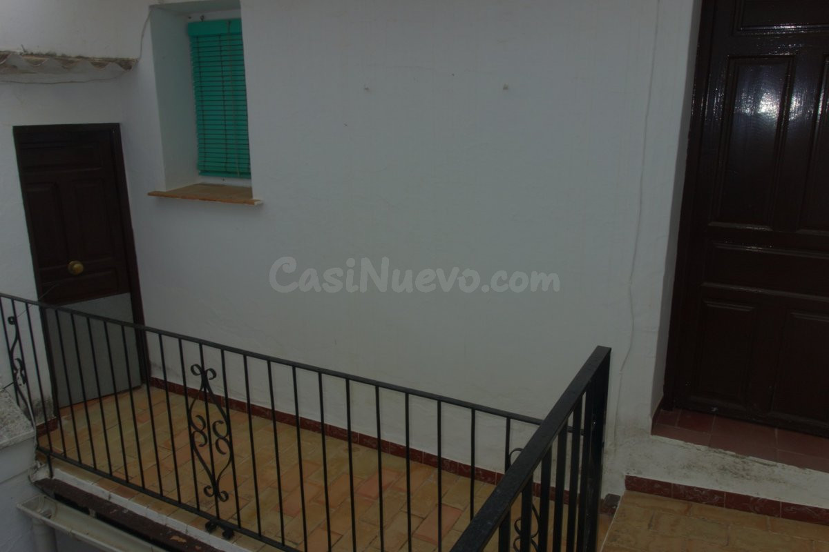 SE VENDE CASA A REFORMAR - foto 3