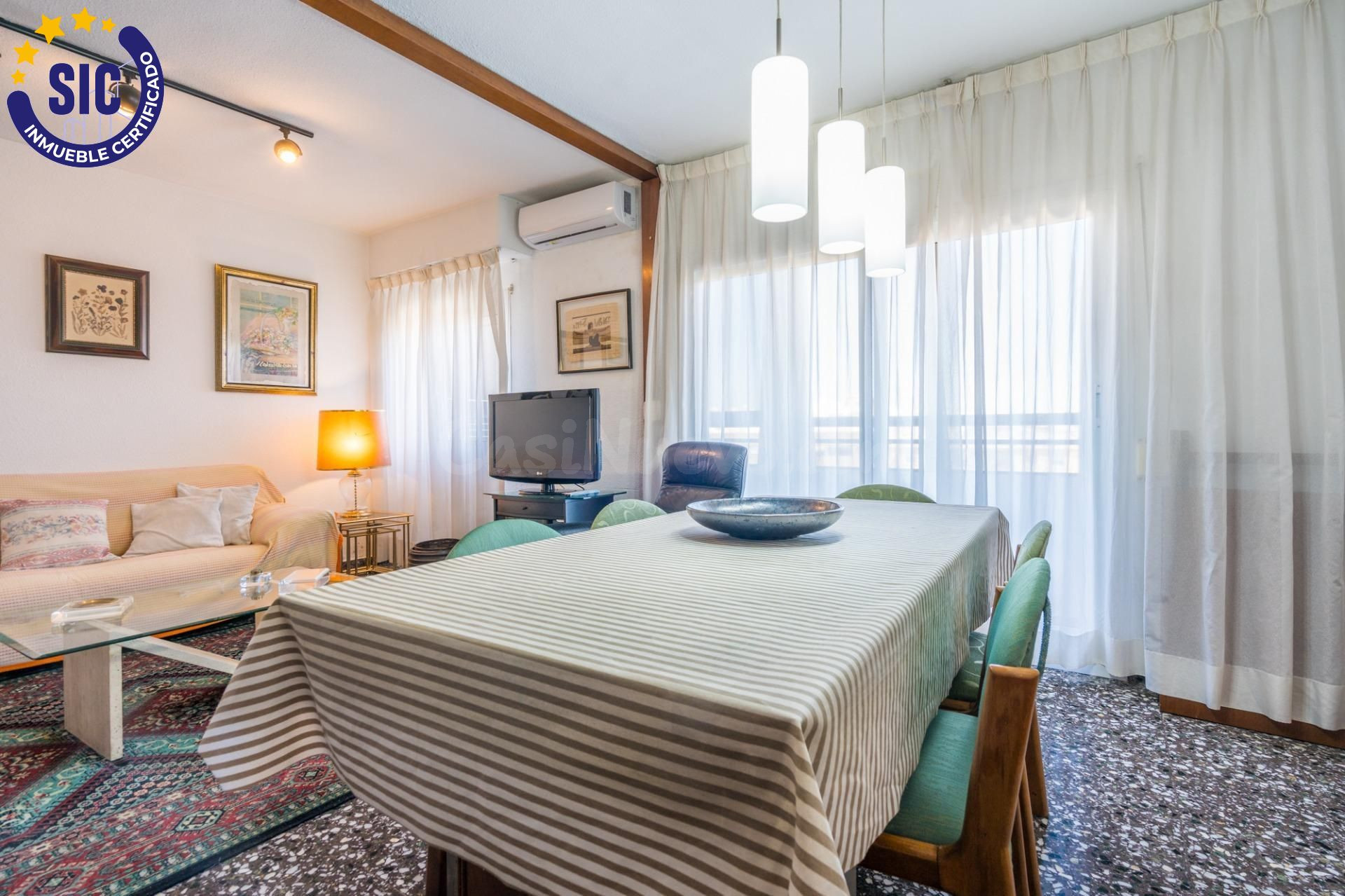 Luz, espacio, garaje y ubicación premium en Algiros ! - foto 5