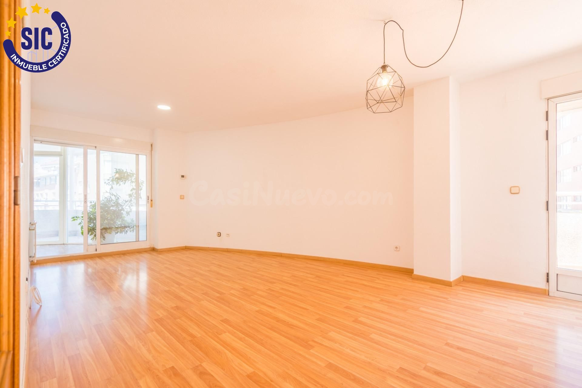 VIVIENDA DE CALIDAD EN RESIDENCIAL EXCLUSIVO JUNTO AL MEDITE - foto 2