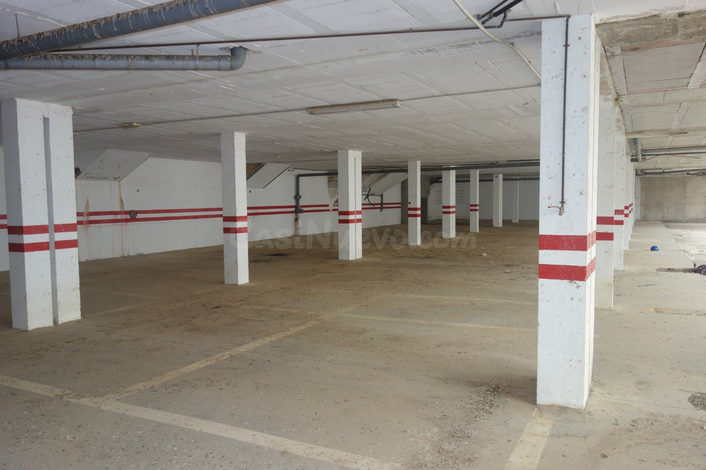 ESTUPENDAS PLAZAS DE GARAJE EN HERRERA - foto 2