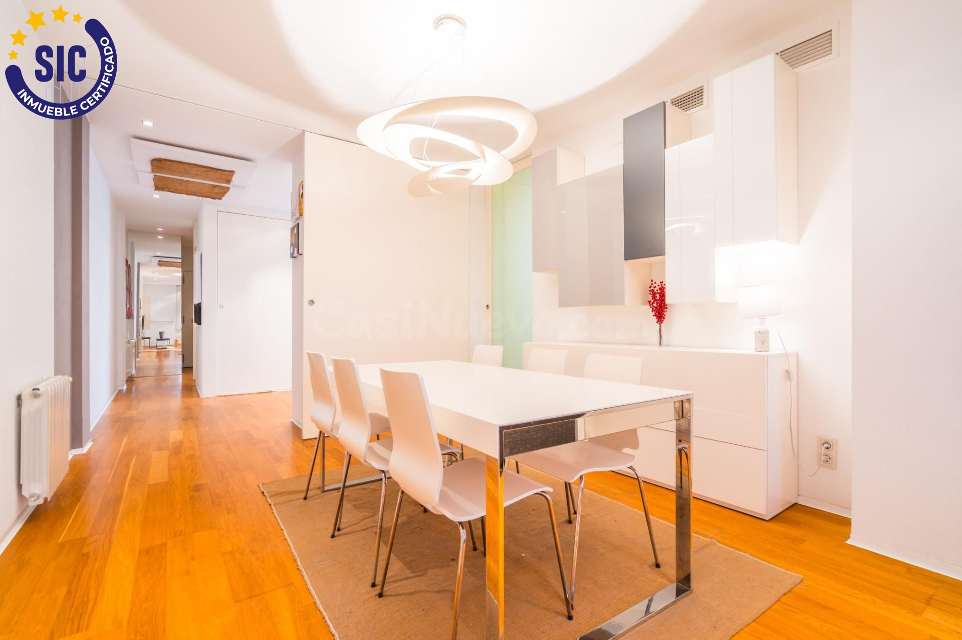 Exclusiva vivienda reformada junto al Mercado Central - foto 2