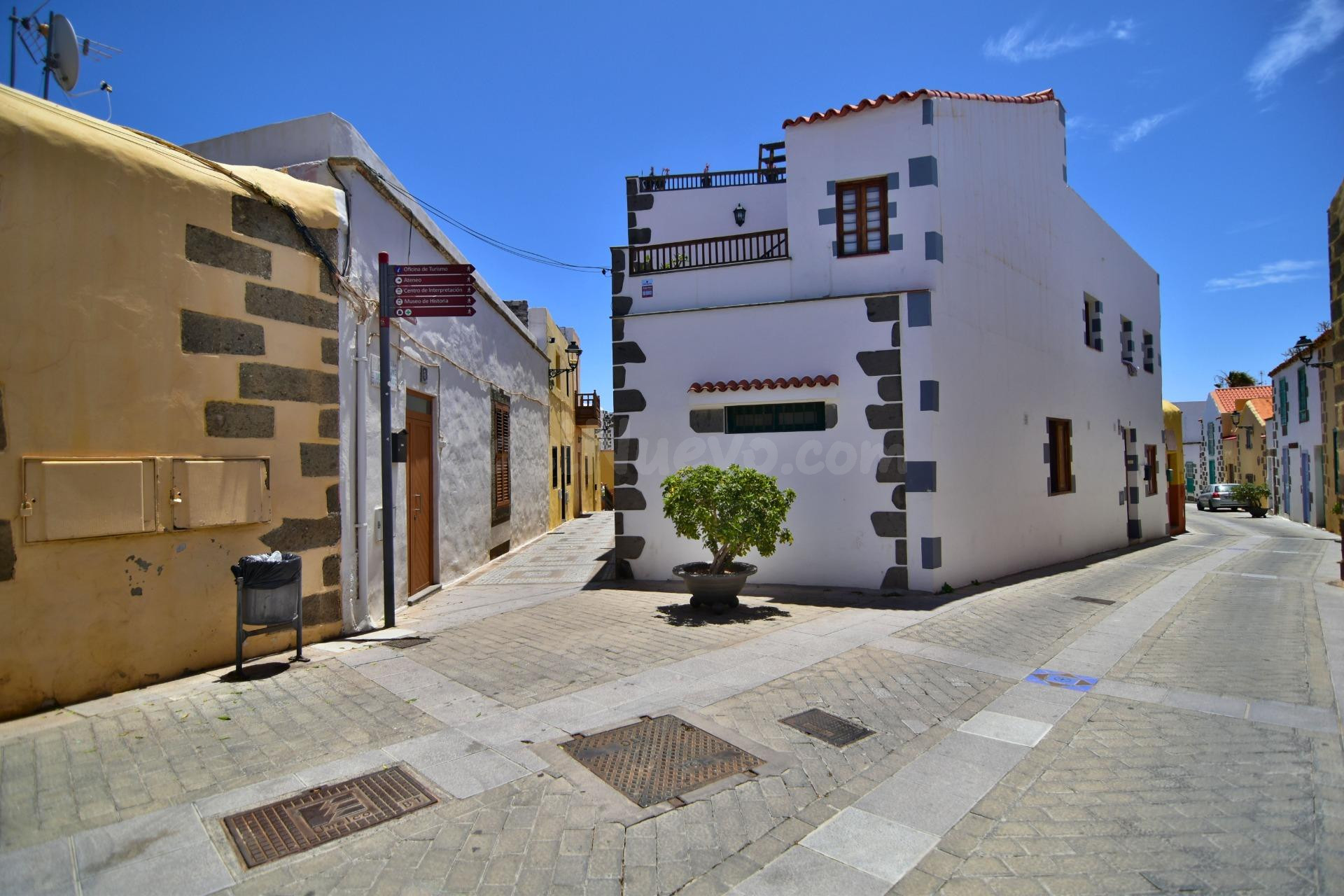 Chalet Adosado en Venta en Agüimes