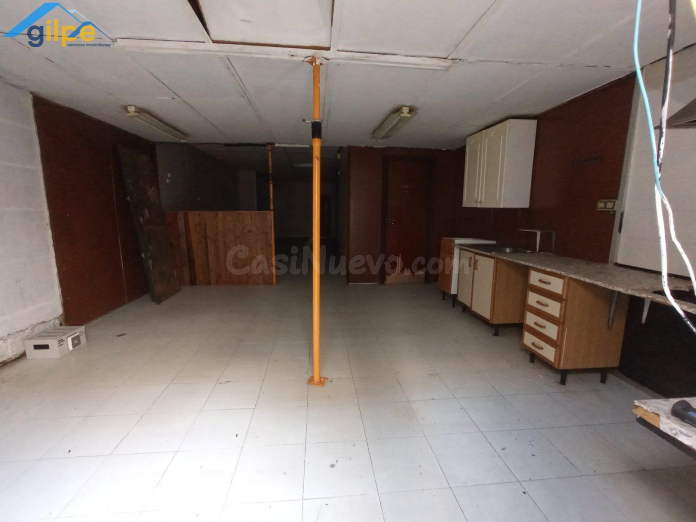 GRAN LOCAL COMERCIAL CON ESCAPARATE EN AVDA SE SAN JOSÉ - foto 5