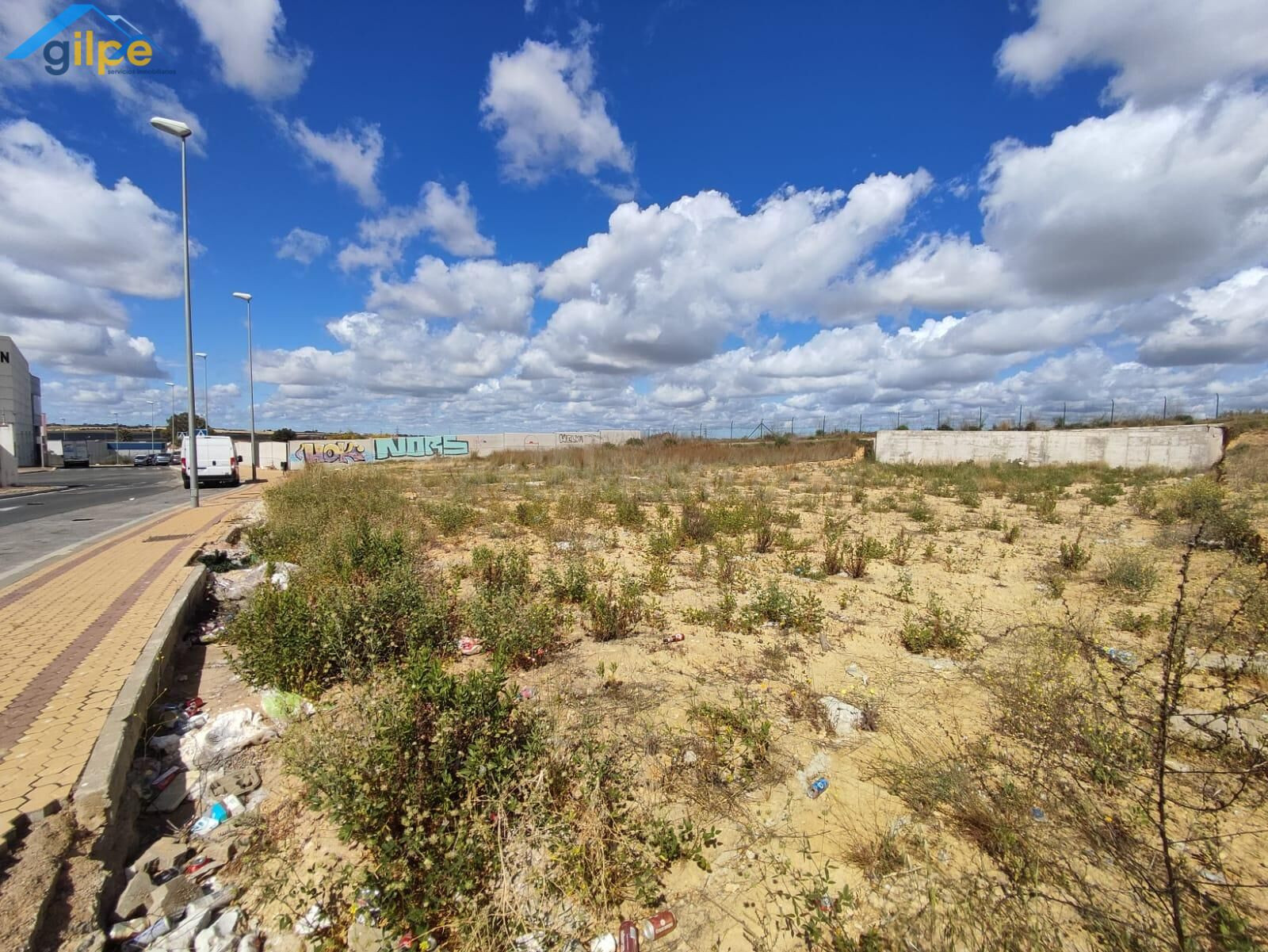 GRAN TERRENO URBANO CERCA DE LOS ALCORES EN ALCALA DE GUADAI - foto 3