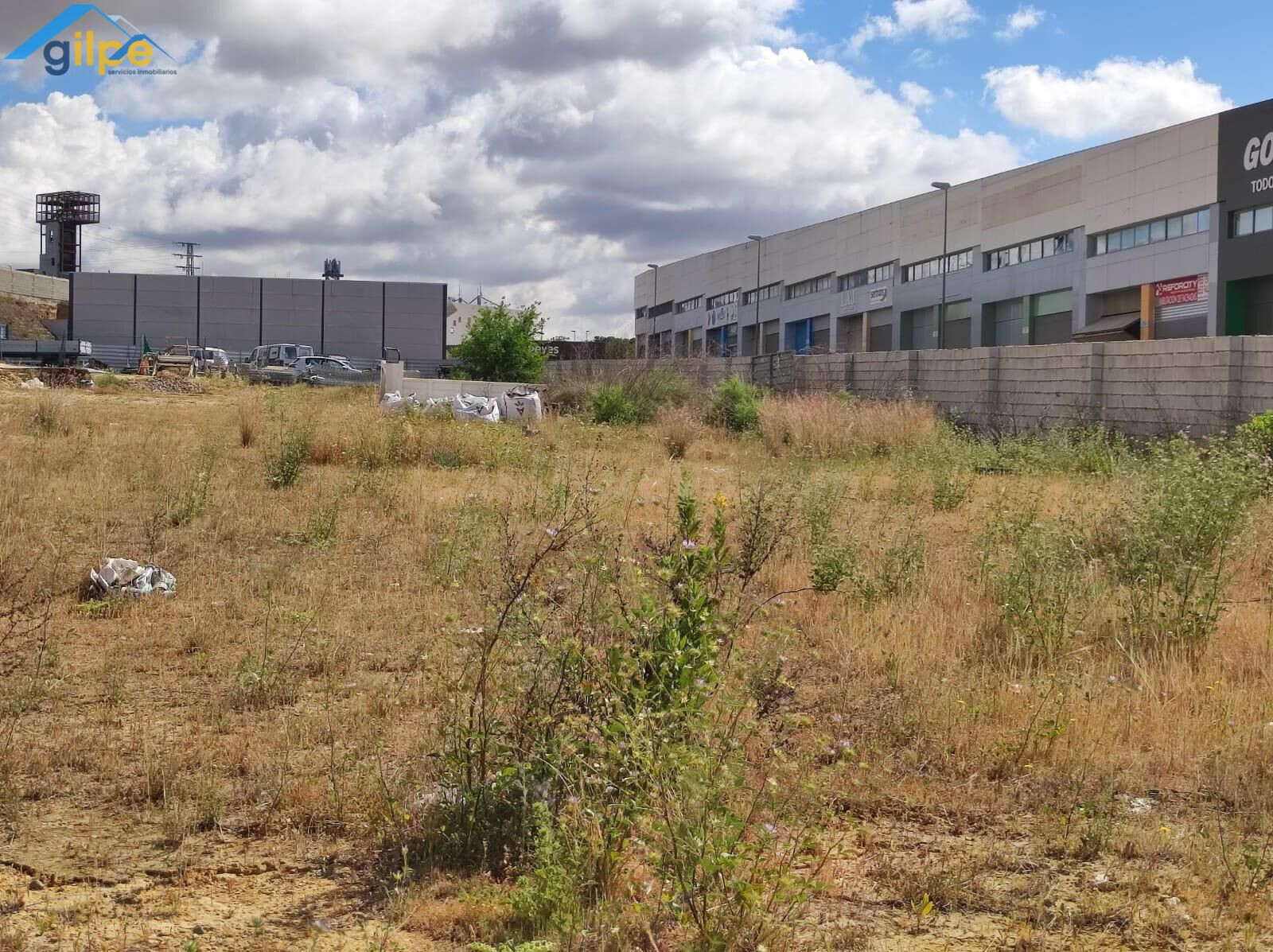 GRAN TERRENO URBANO CERCA DE LOS ALCORES EN ALCALA DE GUADAI - foto 4