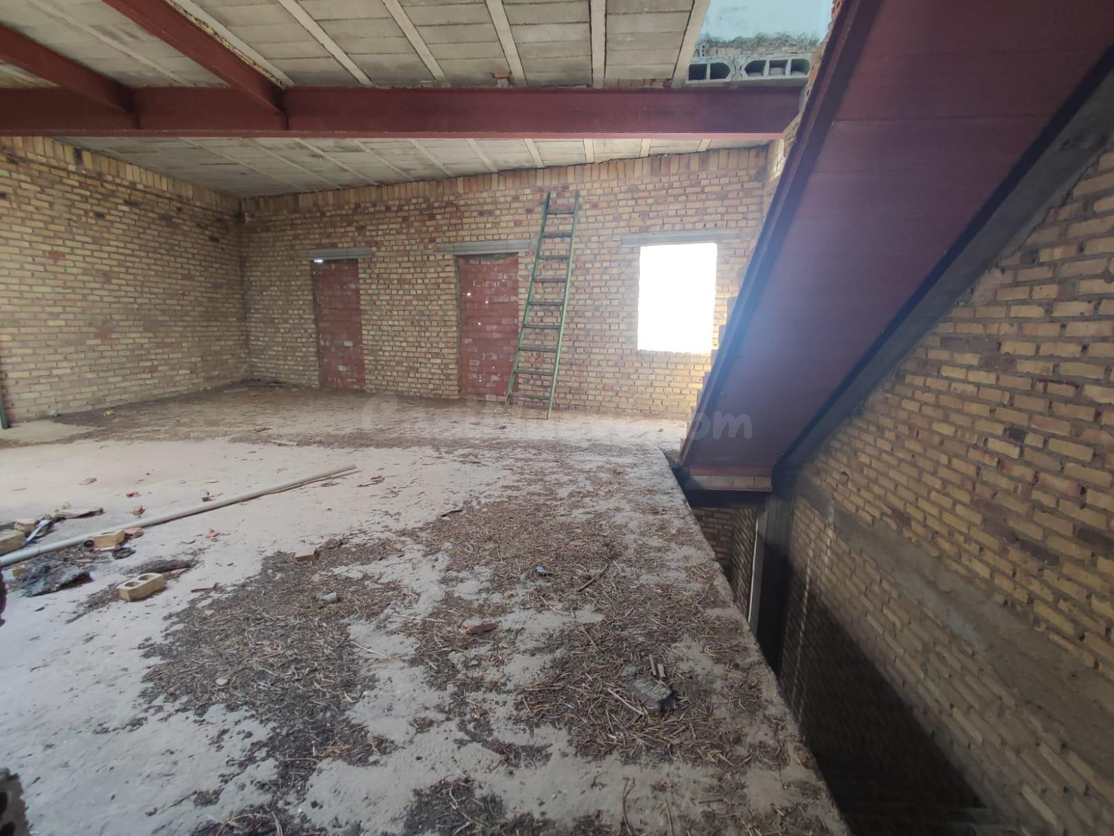 Edificio en venta en Marchena para local y dos viviendas. - foto 5