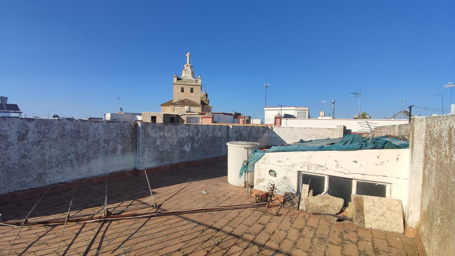 CASA EN EL BARRIO SAN MIGUEL A MUY BUEN PRECIO