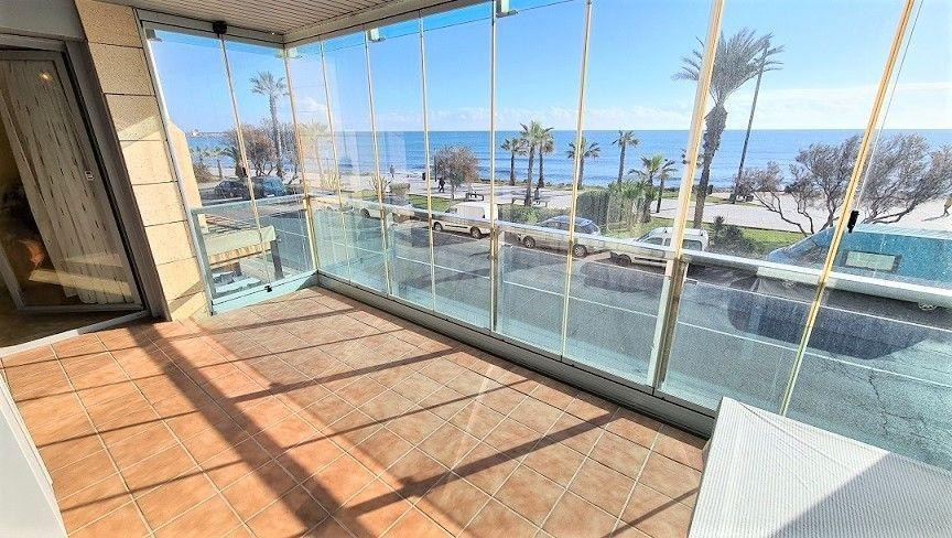 Apartamento de 142 m2 con 3 Dormitorios y Piscina Comunitari - foto 3