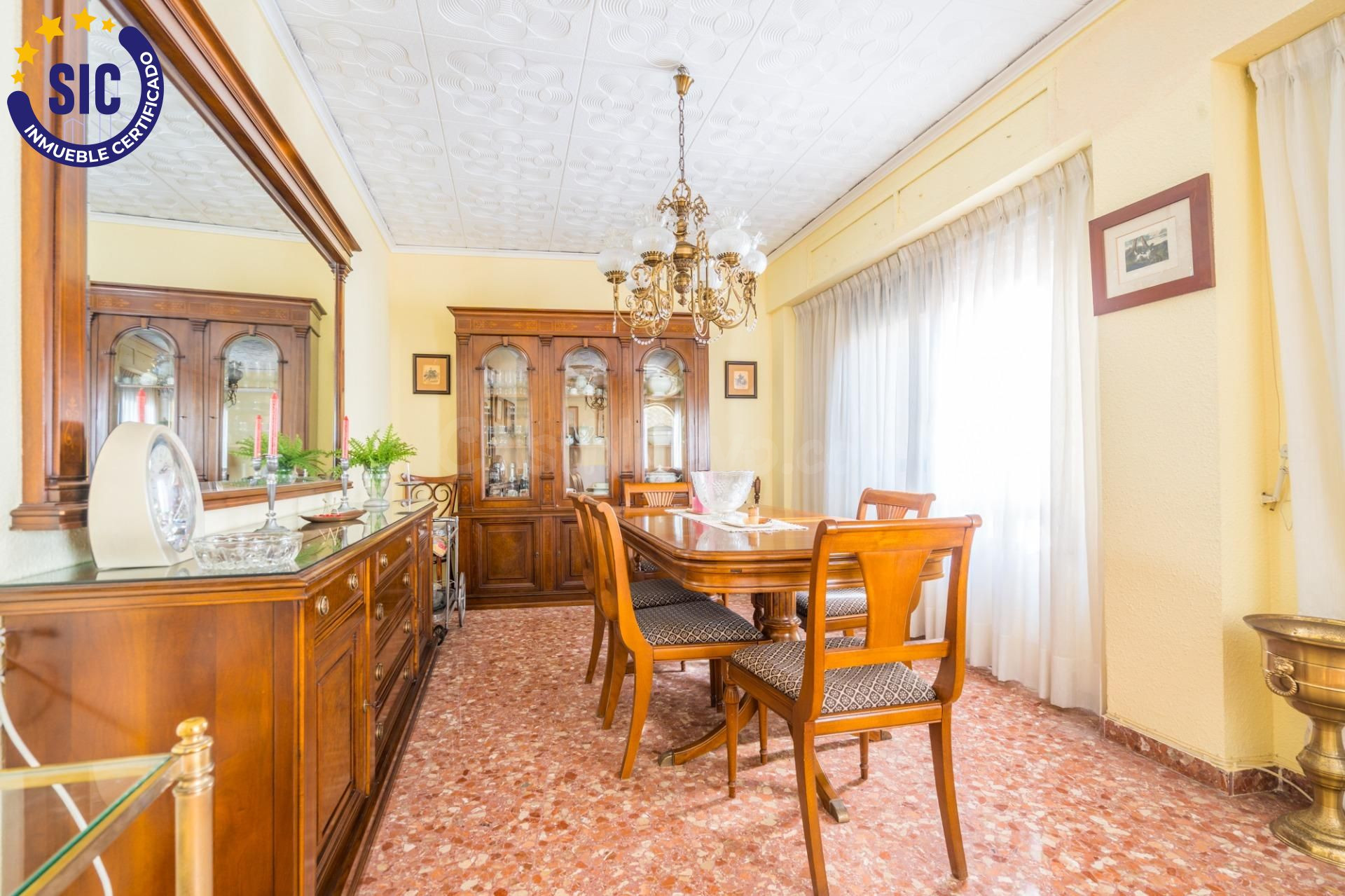 Casa independiente de 364m2 en pleno centro de Sagunto con g - foto 5