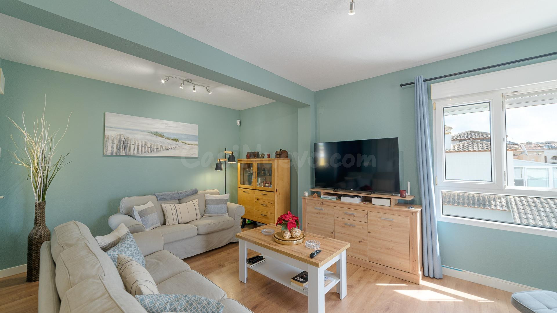 Villa Moderna con Piscina Privada y Autoconsumo Solar – El G - foto 4