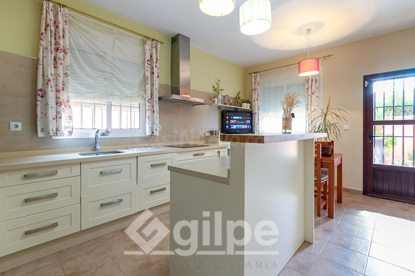 Chalet en venta en Marchena en San Ginés