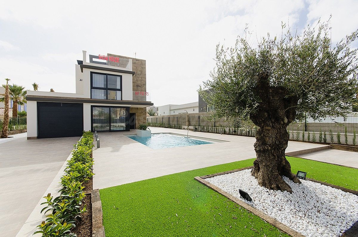 Villa 3 habitaciones 239m² en venta - Campoamor - foto 2