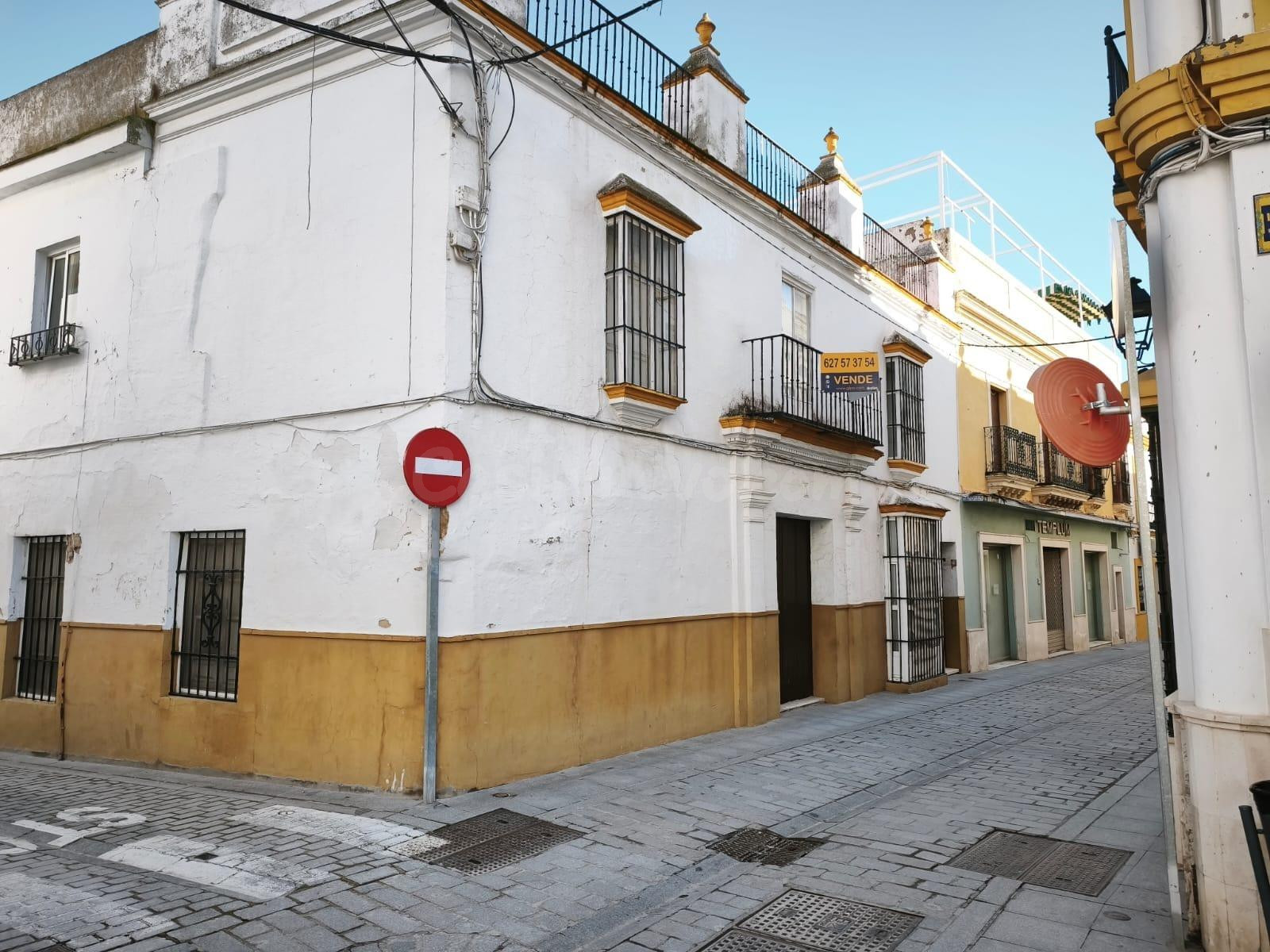 Casa en venta en Marchena para reformar.