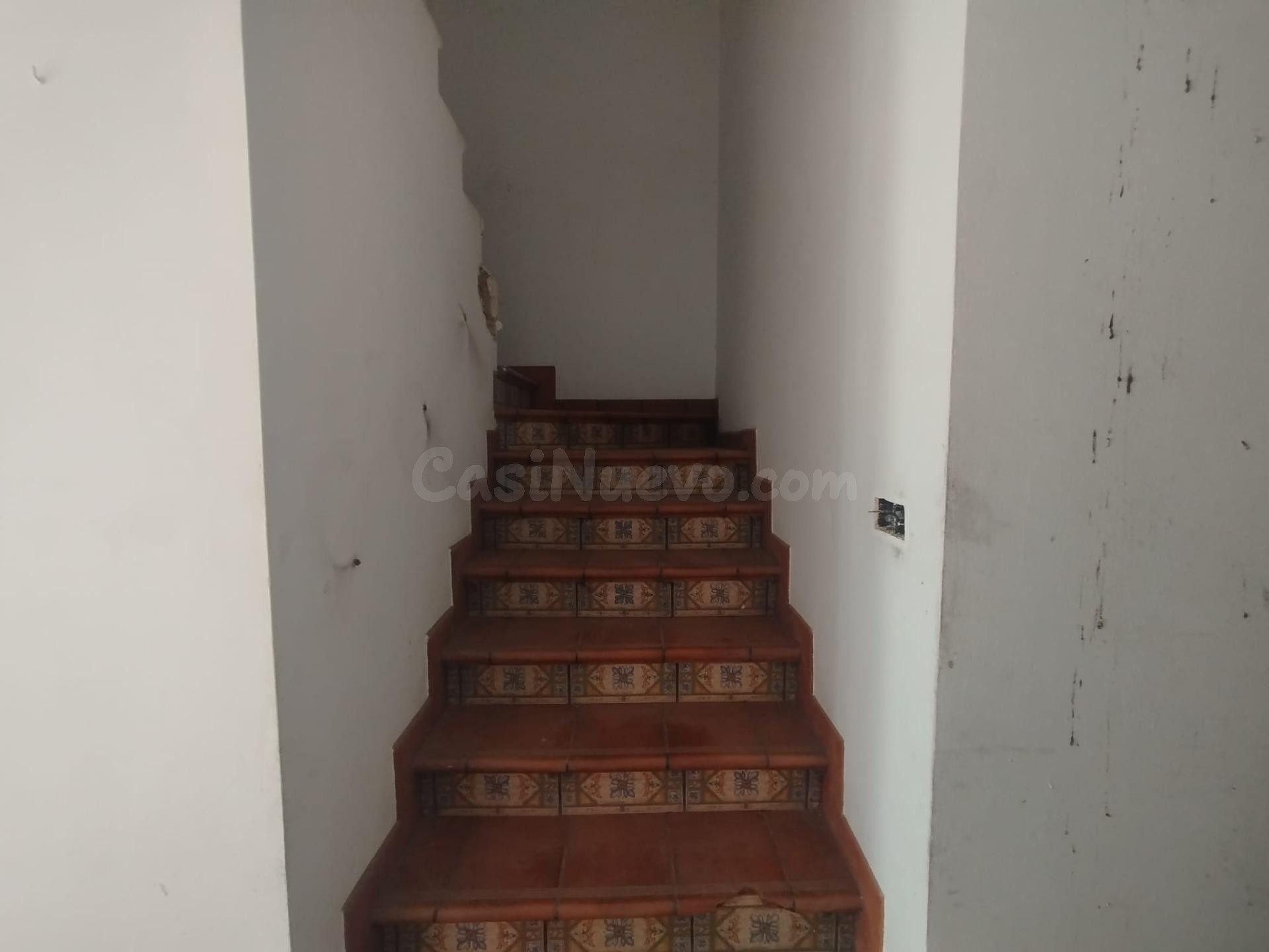 CASA EN LA PUEBLA DE CAZALLA A MUY BUEN PRECIO Y EN BUENA ZO - foto 5