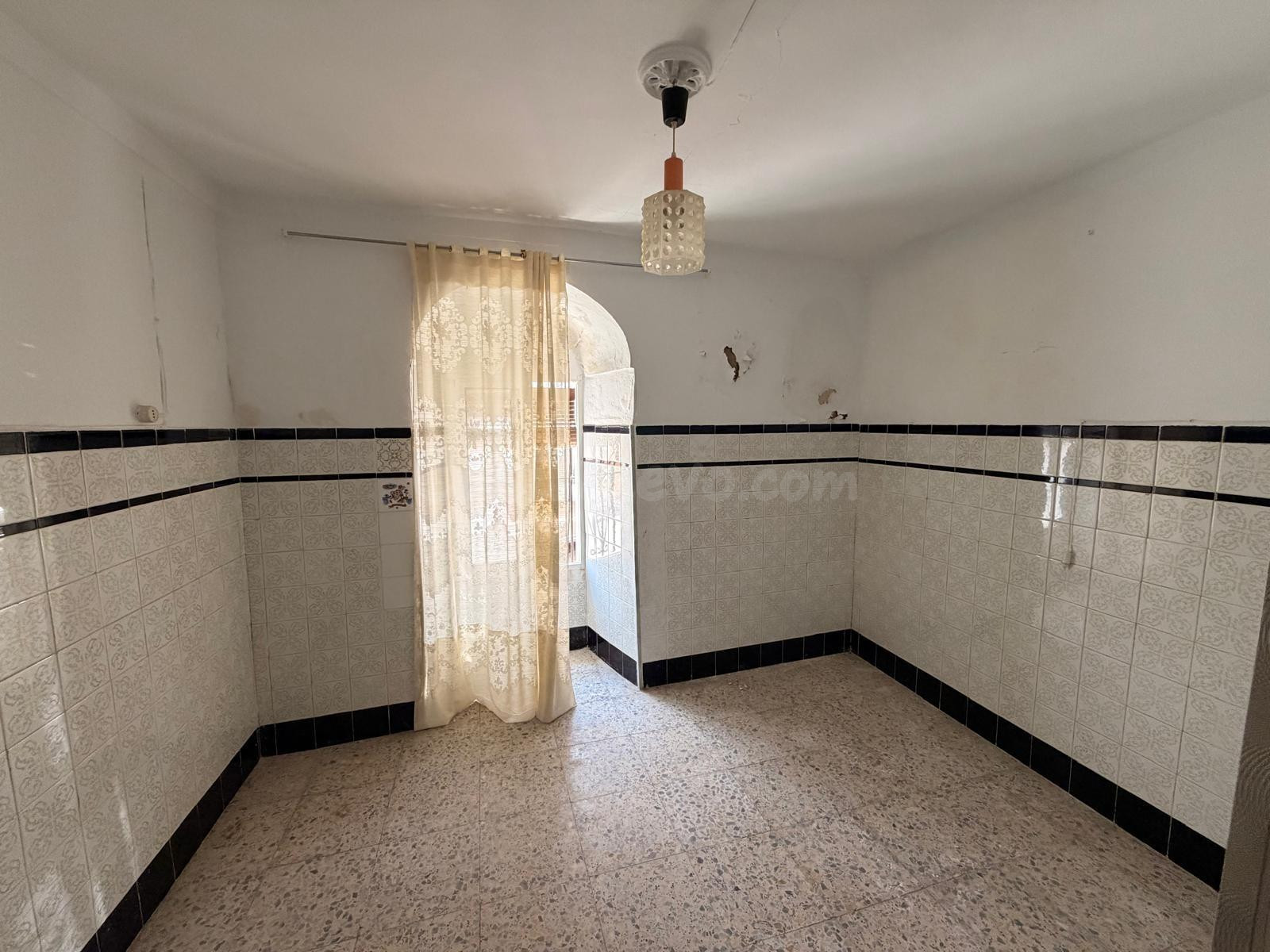 Casa en venta en Marchena, próxima al centro. - foto 2