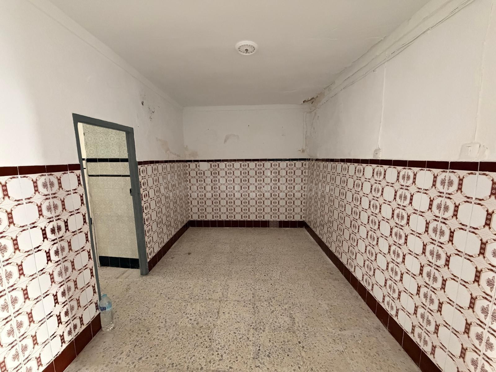 Casa en venta en Marchena, próxima al centro. - foto 3