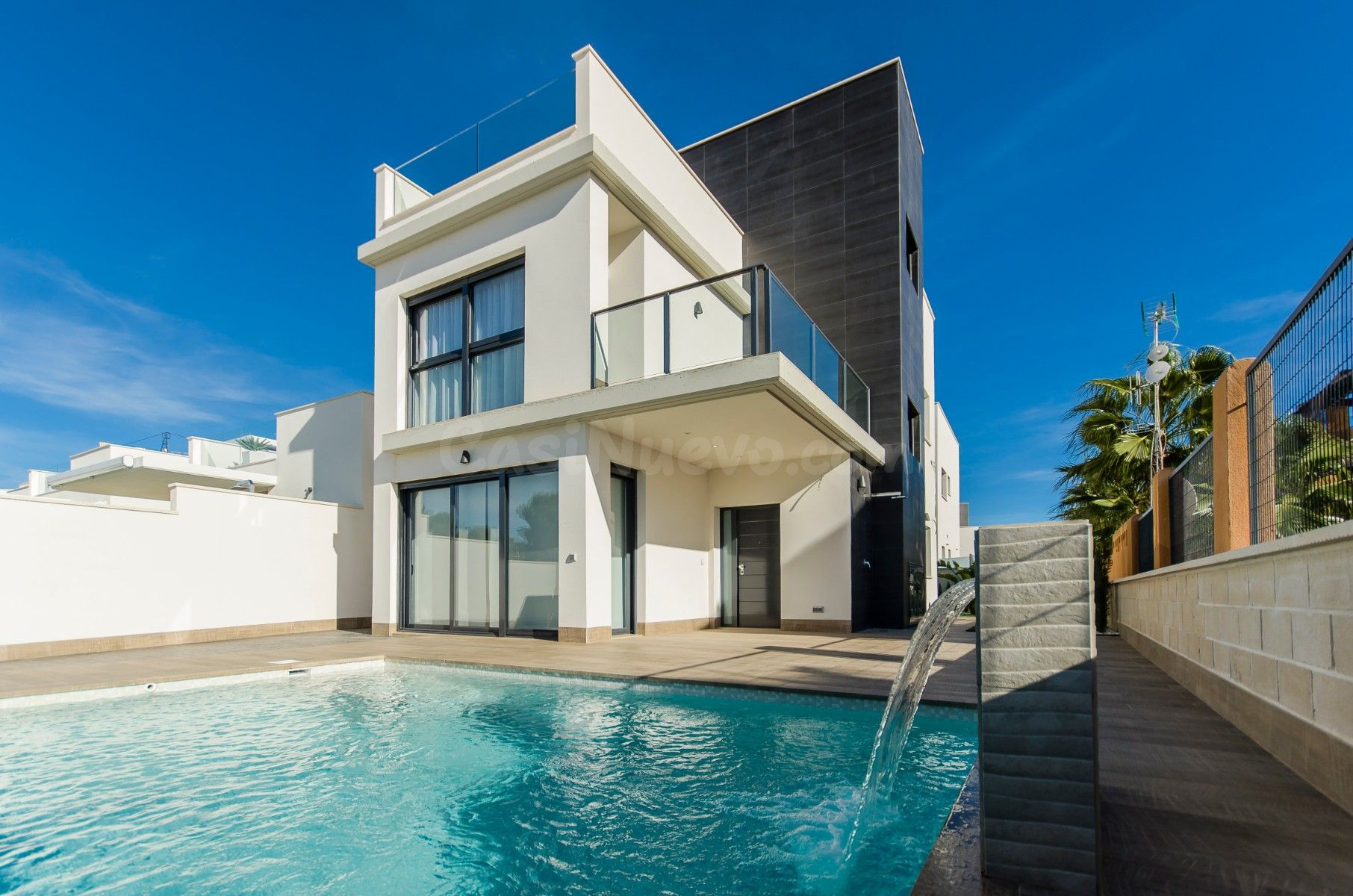 Villa de Lujo 4 habitaciones 135m² en venta - Bellavista