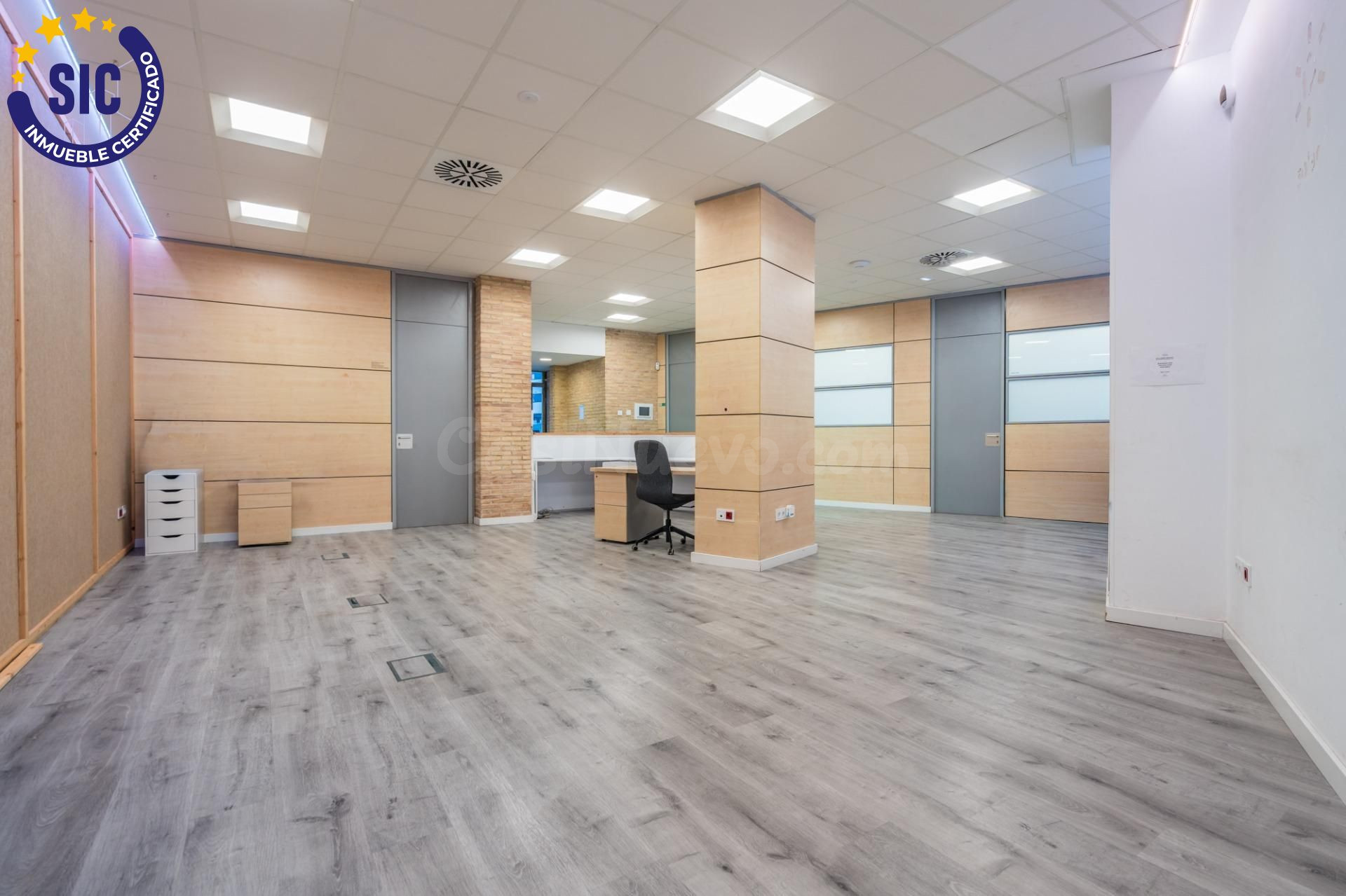 Más de 400 m2 listos para operar desde el primer día - foto 2