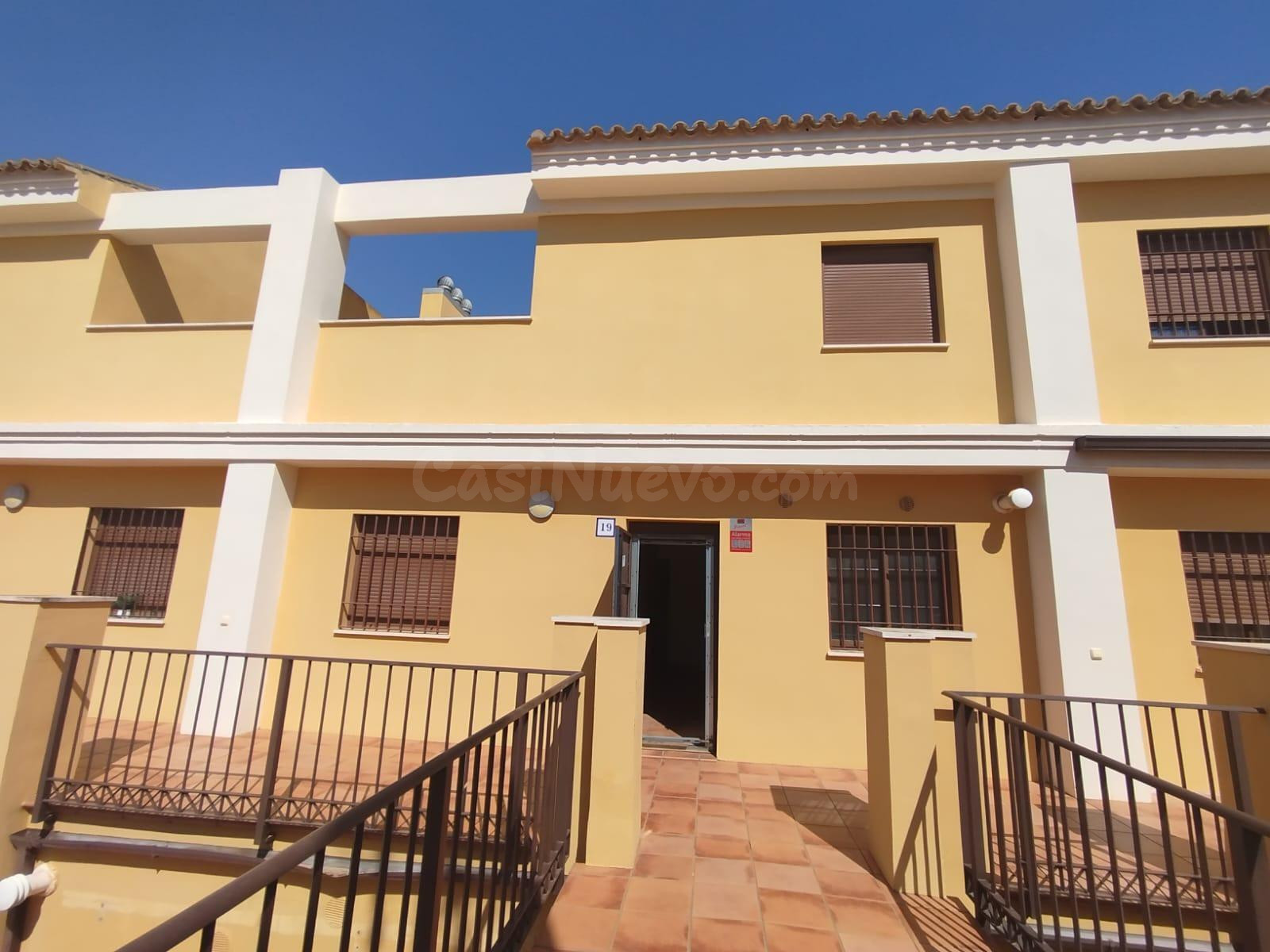 CASA ADOSADA EN MAIRENA DEL ALCOR ( ACTUALMENTE SE ENCUENTRA