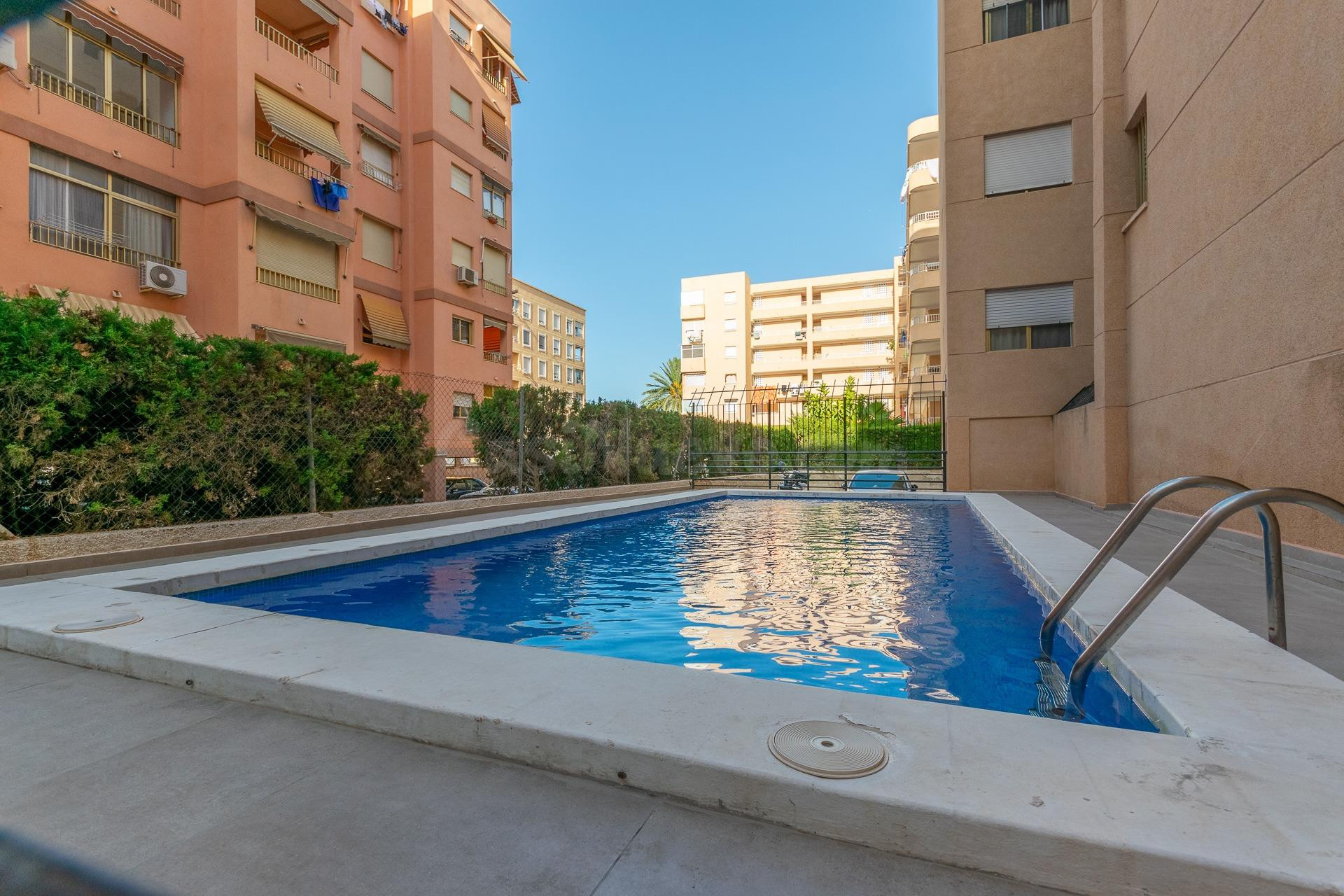 Vive junto al Puerto con Piscina
