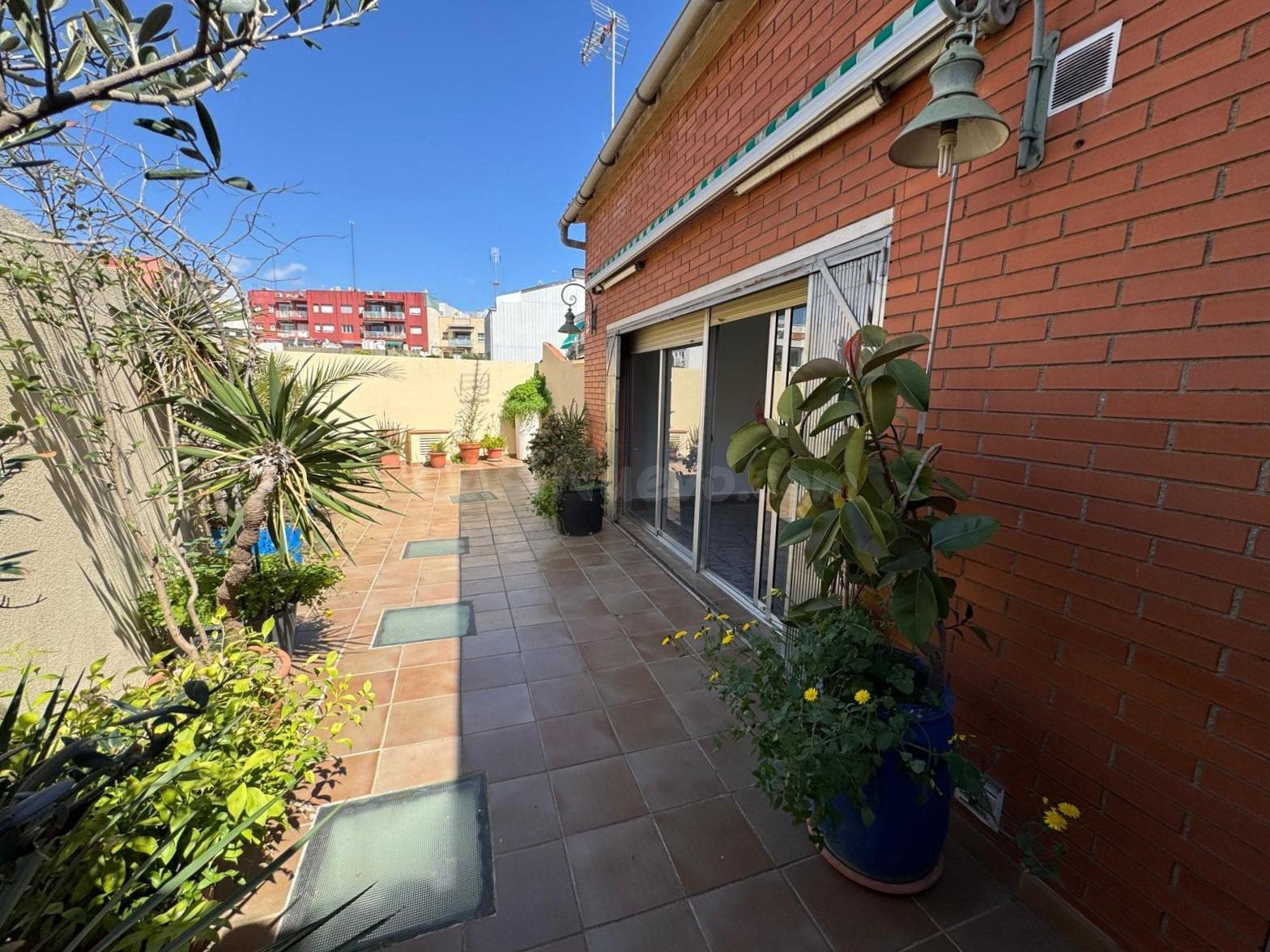 CORNELLÀ CASA EN VENTA ZONA CENTRO - foto 5