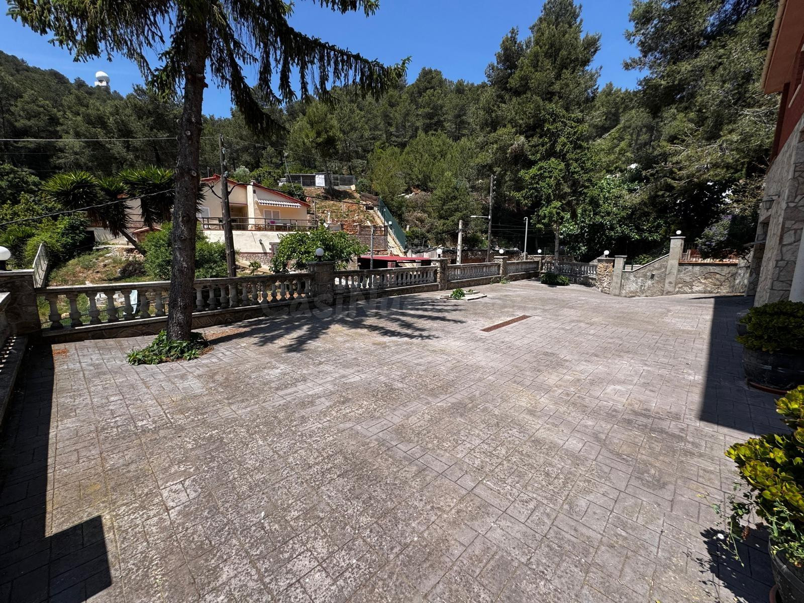 Casa 8 habitaciones 304m² en venta - El pla de palec