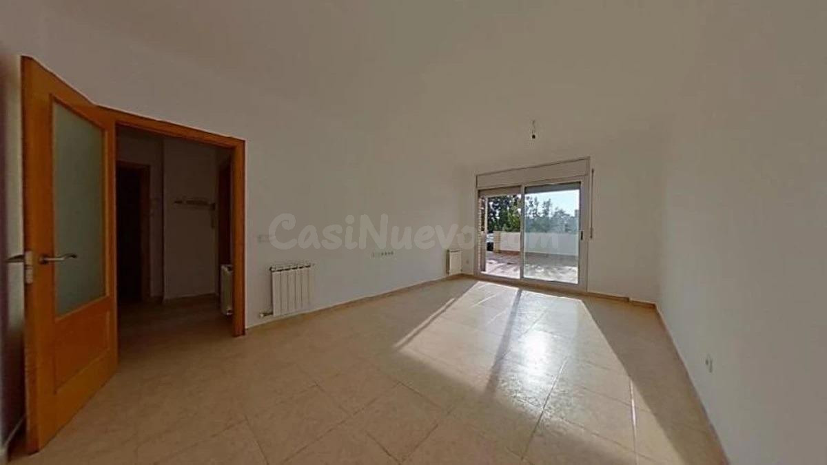 Planta baja con terraza. - foto 5