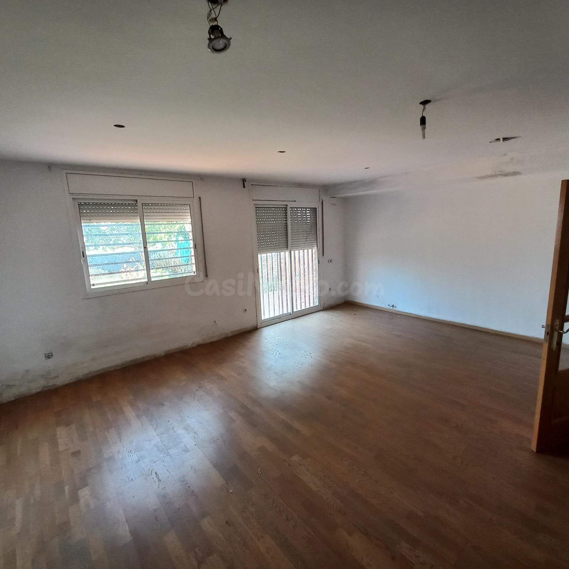 Casa en venta en la Granada. - foto 2