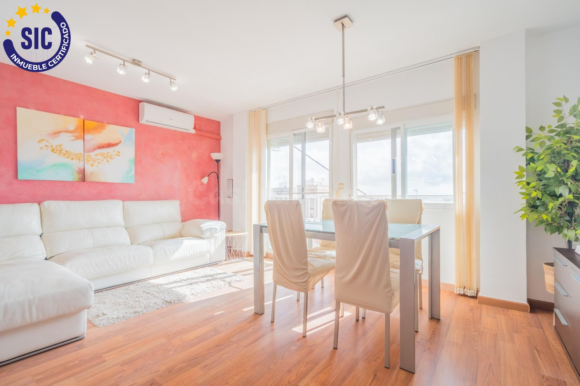 Vivir frente al Mediterráneo: espacio, luz y vistas en Pined - foto 4