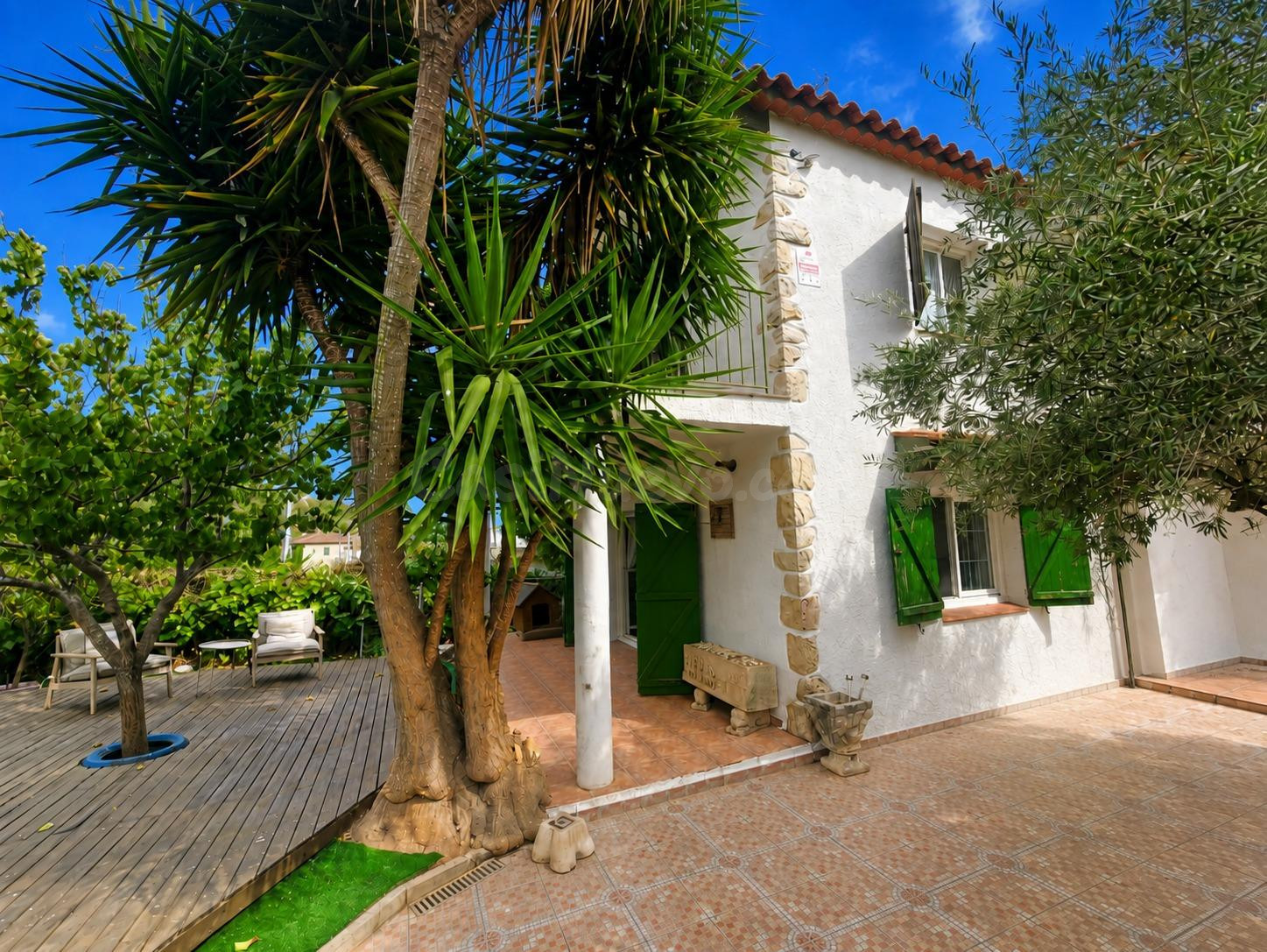Casa de 5 habitaciones con jardín y terrazas en Les Palmeres - foto 3
