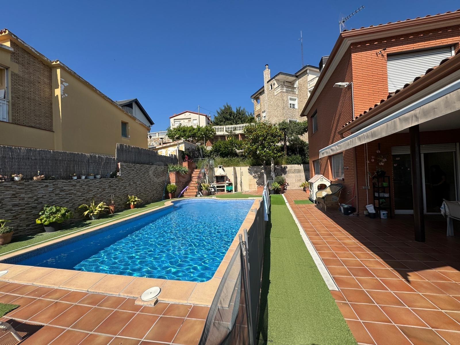 ESPECTACULAR CASA A LA VENTA EN SANT BOI DE LLOBREGAT - foto 4