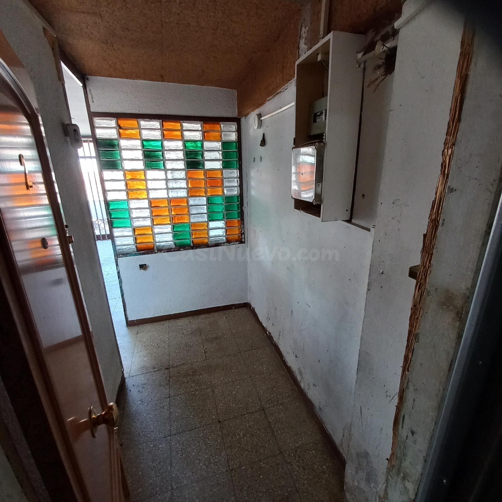 Piso con ascensor a reformar. - foto 4