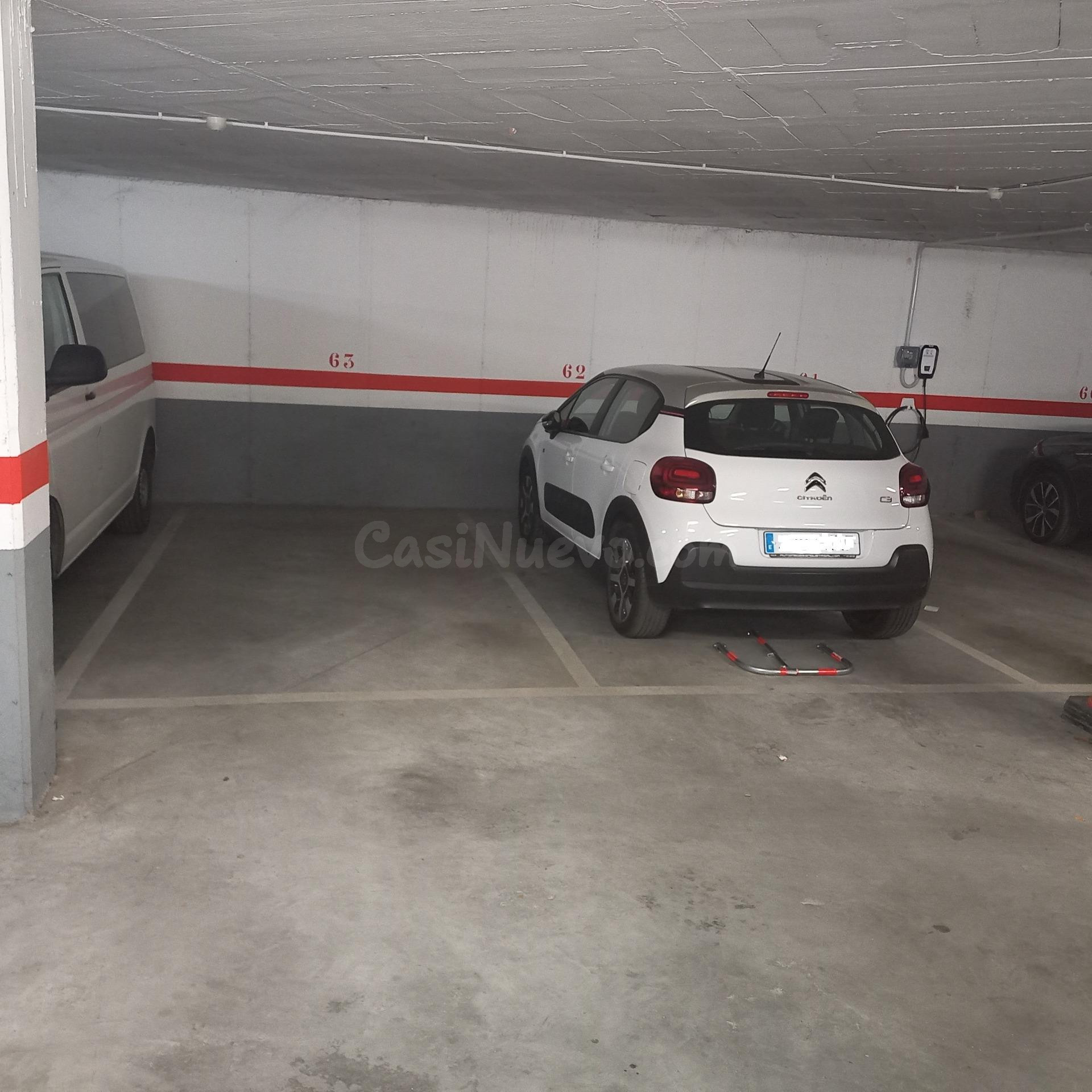 Parking en C/ la Vinya. - foto 4
