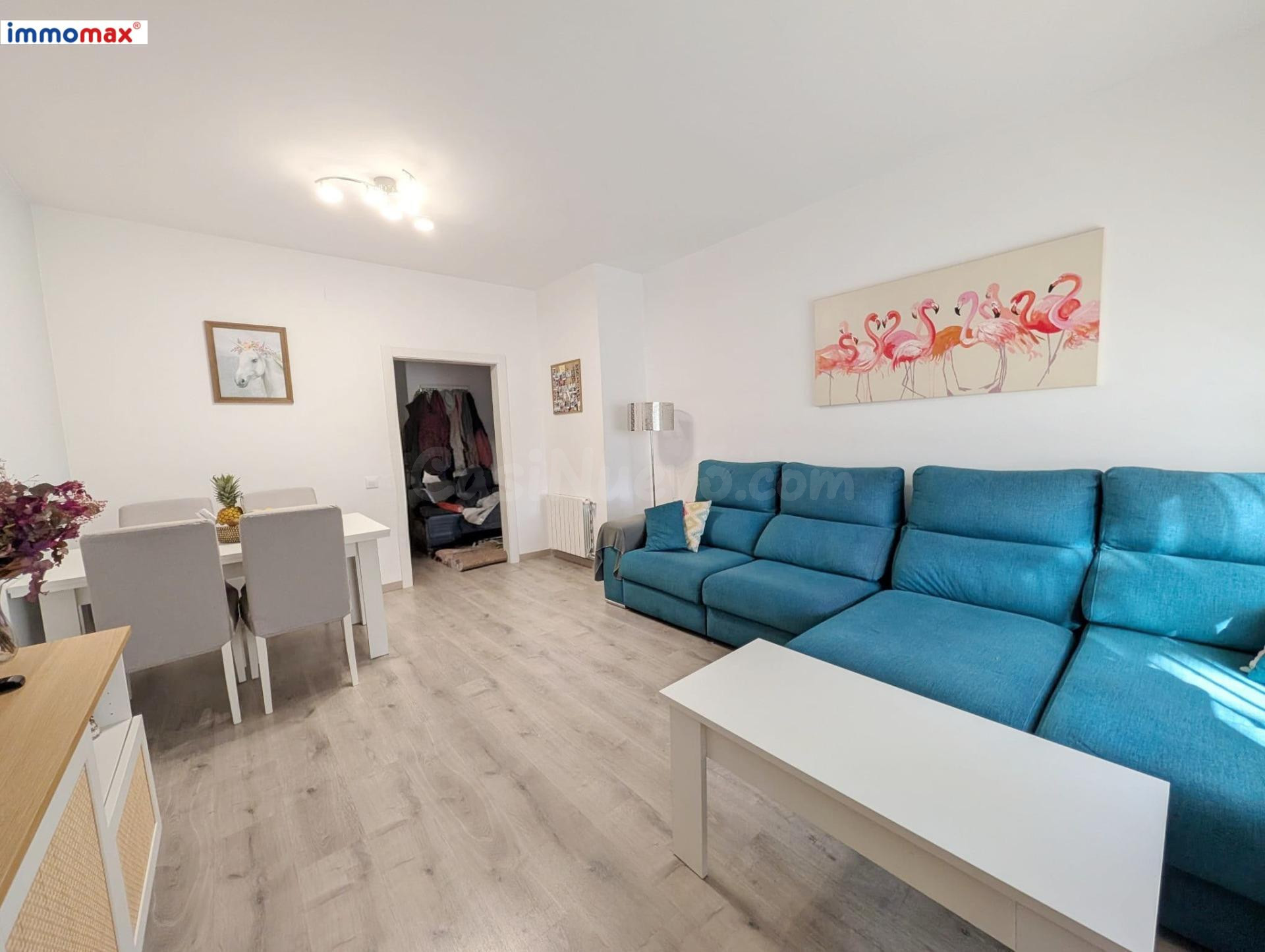 Piso cómodo con terraza en Vinyets, Sant Boi de Llobregat - foto 2