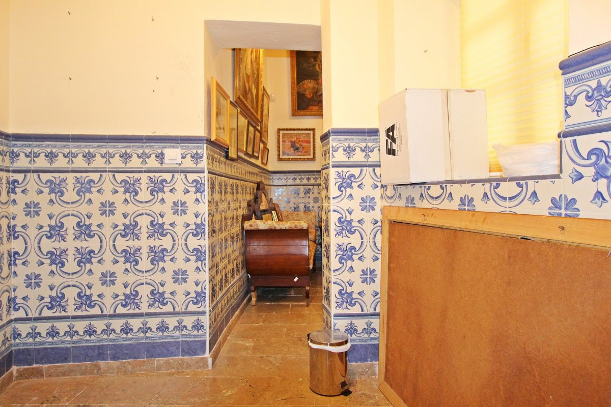 Local comercial 74m² en venta - Encarnación-Las Setas - foto 4