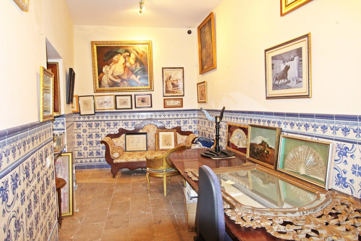 Local comercial 74m² en venta - Encarnación-Las Setas - foto 5