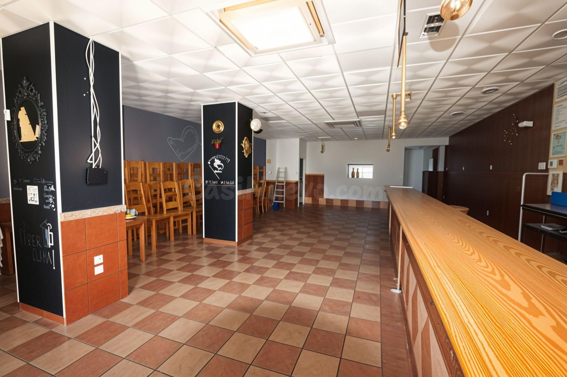 Local comercial 148m² en venta - Alcalde L. Uruñuela - Palac - foto 3