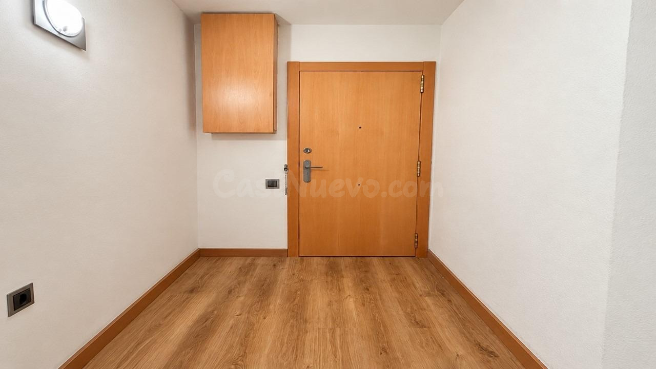 Amplio y Luminoso Piso en el Corazón de Badalona - ¡Tu Nuevo - foto 2