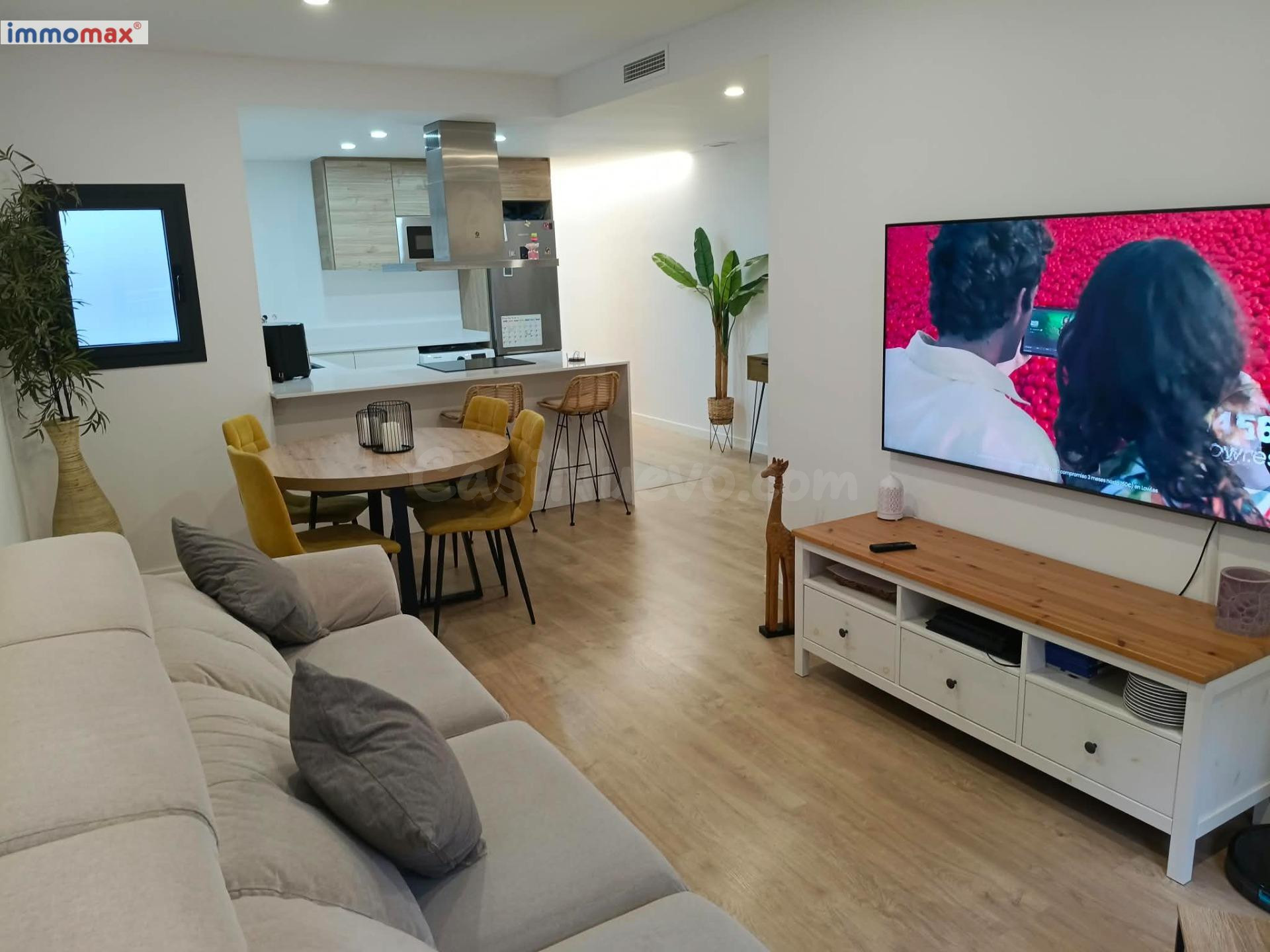 Espectacular piso con terraza de 3 habitaciones en Sant boi 