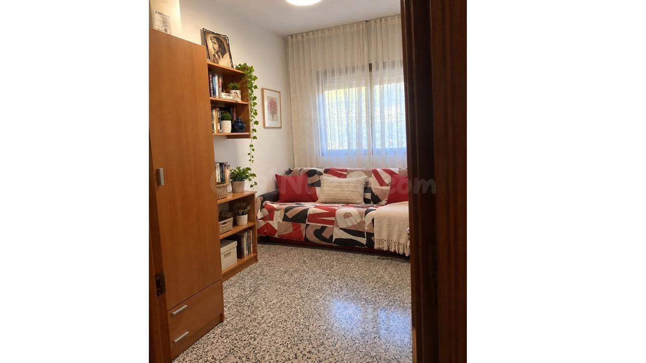 PISO CON ASCENSOR  +3 habitaciones EN LA MEJOR ZONA DE SANT  - foto 4