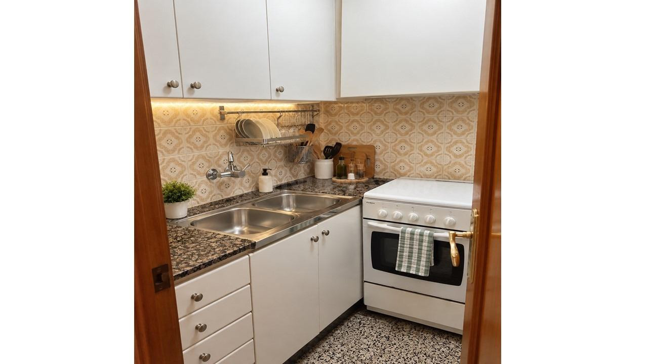 PISO CON ASCENSOR  +3 habitaciones EN LA MEJOR ZONA DE SANT  - foto 5